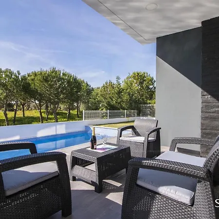 Paris Villa